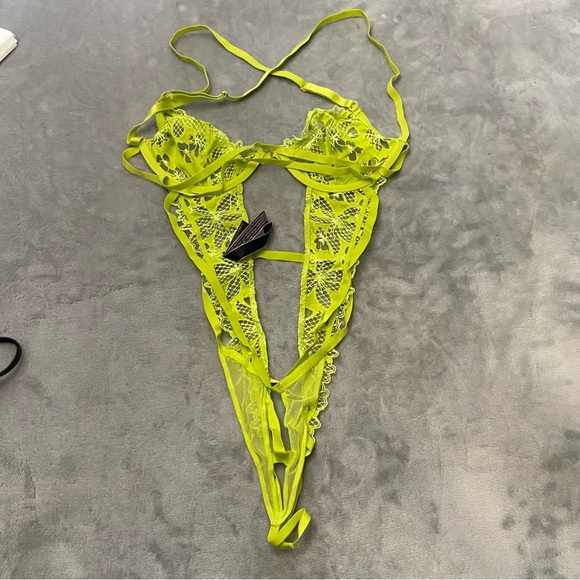 New! Victoria's Secret Tease Floral Embroidery Crotchless Teddy 4310 - Picture 5 of 8